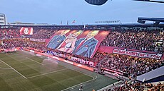 Choreo spar�anských fanou�k� namí�ené proti slávistickému vedení.