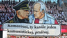 Choreo slávistických fanou�k� v derby na Letné