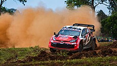 Sami Pajari jede Paraguayskou rallye.