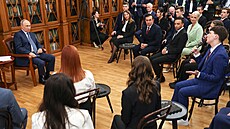 Ruský vládce Vladimir Putin na debat� se studenty (29. srpna 2026)
