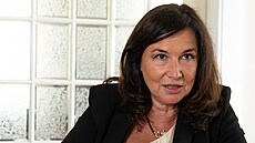 �Praha ro�n� dotuje MHD zhruba 24 miliardami korun a jen �ty�i nebo p�t miliard...