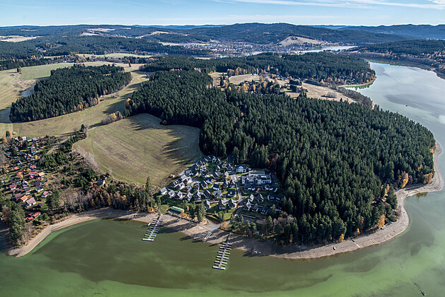 Lipno na hraně: Nezničí turismus to, co na něm milujeme?