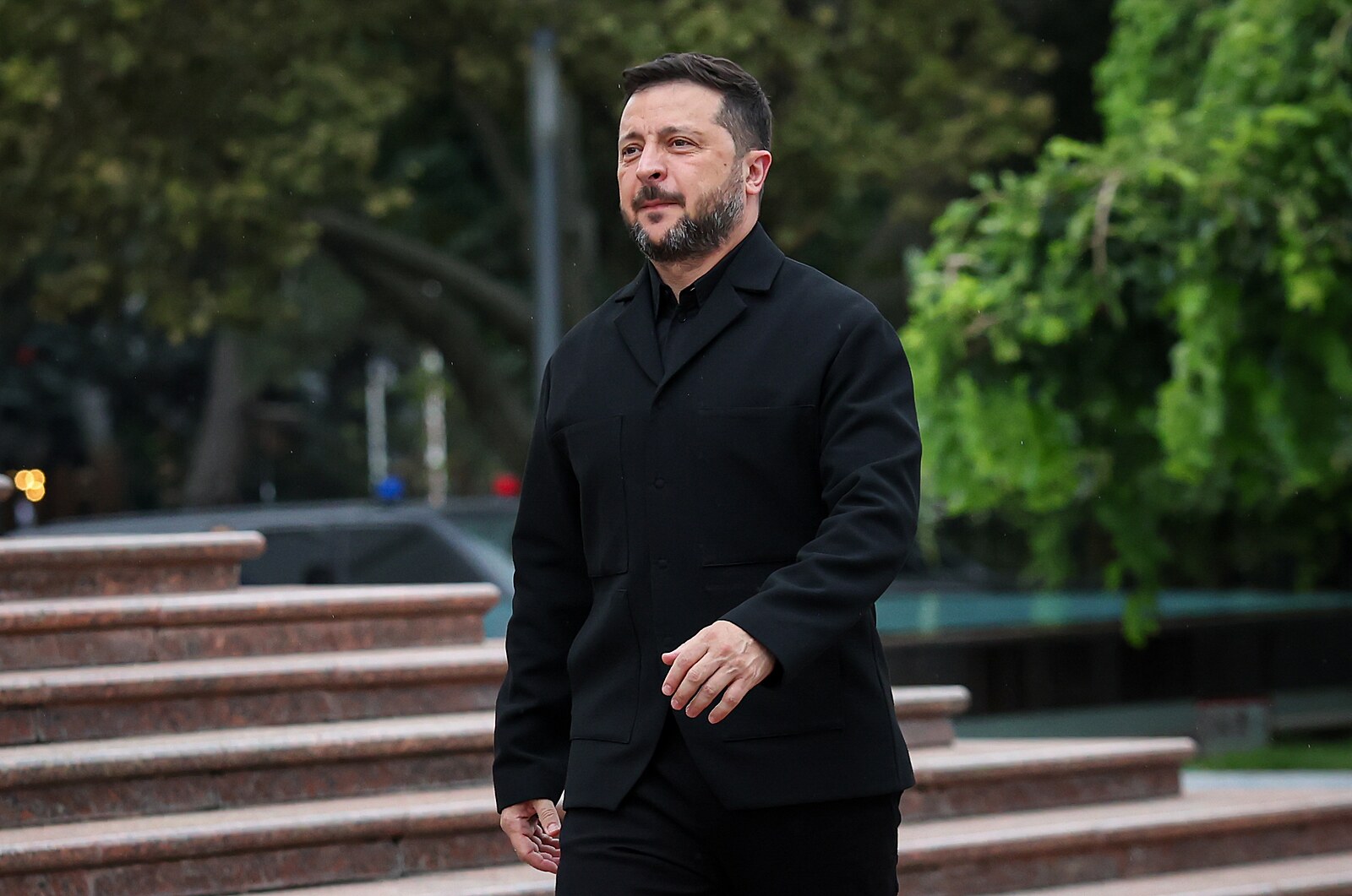 Prezident Zelenskyj mezi vlky. Ukrajinský boj proti korupci krachuje | Názory