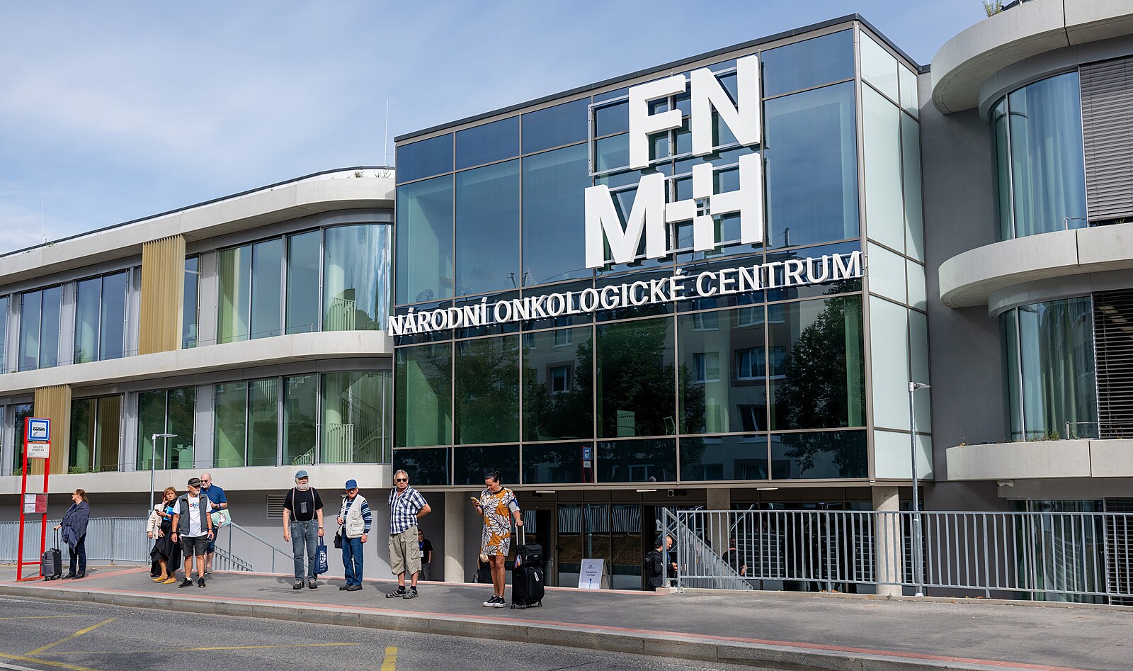 V Motole otevřeli nové centrum pro pacienty s rakovinou, stálo pět miliard