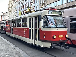 Na pra�ském Karlov� nám�stí tramvaj srazila �ty�letou dívku. (8. zá�í 2026)