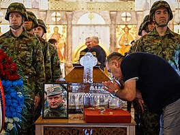 V srbském B�lehrad� se koná státní poh�eb vále�ného zlo�ince Ratka Mladi�e. (7....