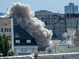 Následky ruského raketového útoku v centru Kyjeva (4. zá�í 2026)