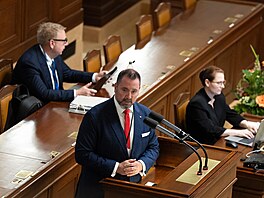 Ministr �ivotního prost�edí Igor �ervený (Motoristé) na �ádné sch�zi Sn�movny....