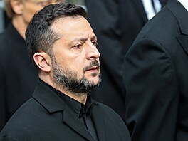 Norsko se lou�í s králem Haraldem V. Poh�bu se zú�astnil ukrajinský prezident...