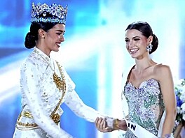 Titul první vicemiss nakonec získala �pan�lka Elisabeth Alabernová, druhou...