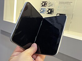Makety ohebného iPhonu (IFA 2026)