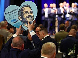 Volební �táb AfD po zve�ejn�ní odhad� výsledk� voleb v Sasku-Anhaltsku. (6....