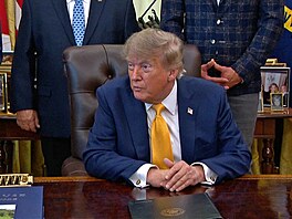 Putin nechce zaúto�it na zem� NATO, prohlásil Trump (4. zá�í 2026)