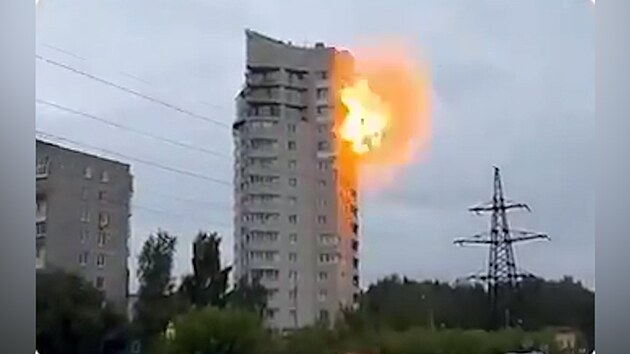 Ukrajinský dron zasáhl obytný d�m v Permu, jeden �lov�k zem�el