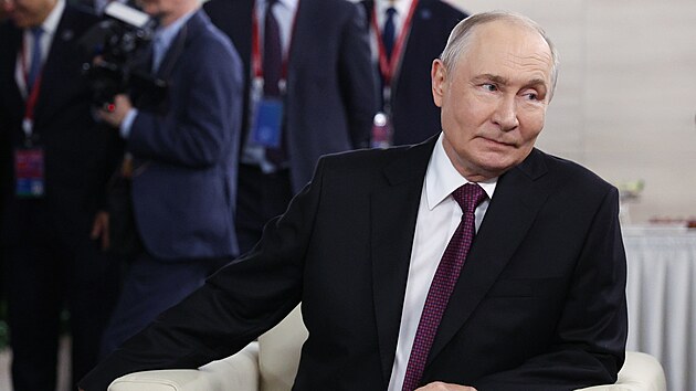 Vladimir Putin na ekonomick�m f�ru ve Vladivostoku (3. z��� 2026)