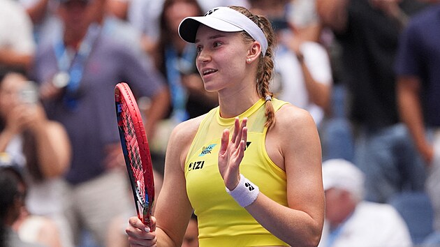 Jelena Rybakinov� ve �tvrtfin�le US Open.