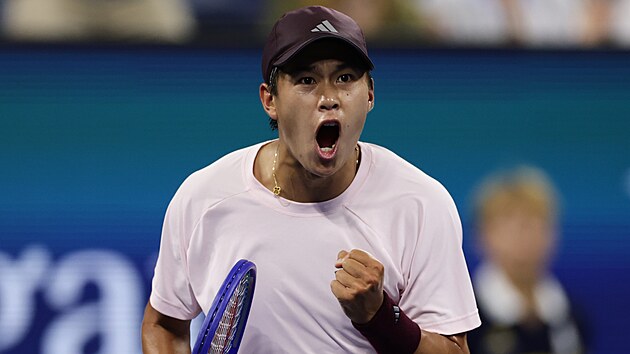 Ameri�an Learner Tien se hecuje ve t�et�m kole US Open.