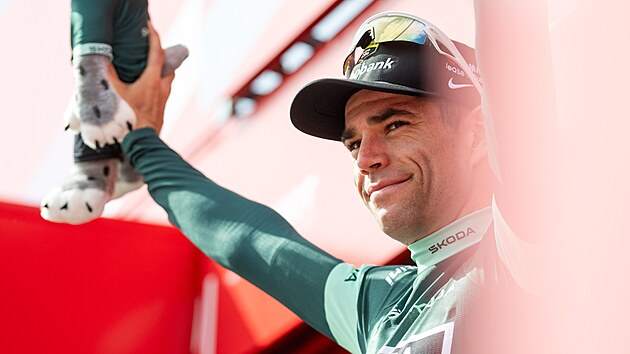 Spokojený Wout van Aert v zeleném dresu po 10. etap�.