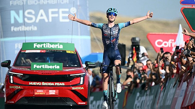 Jakob Omrzel z týmu Bahrain Victorious slaví vít�zství ve 12. etap� �pan�lské...