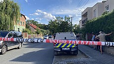 Zásah policie v Plzni kv�li mu�i, který je dr�itelem n�kolika zbraní. (2. zá�í...