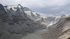 Grossglockner a ledovec Pasterze z Kaiser-Franz-Josefs-Höhe na Grossglockner...