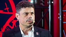 Sportovní �editel pardubického hokejového klubu Petr Sýkora na p�edsezonní...