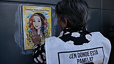 Rodina a p�átelé poh�e�ované Guadalupe Pamely Gallardo Volanteové protestují...