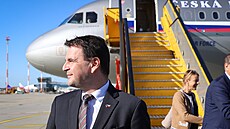 Ministr zahrani�ních v�cí Petr Macinka p�ilet�l na Slovensko, kde se setkal se...