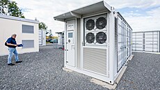 Venkovní kontejner bateriového úlo�i�t� ve Velké Bíte�i vybavený chladicím...