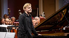 Klavírista Alexander Malofejev na Dvo�ákov� Praze vystoupil s orchestrem...