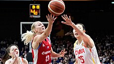 Petra Hole�ínska (vlevo) a Jang �u-jü z �íny