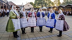 Ve�er plný duet, Charvat�ané. Folklorního ve�era se zp�vy se zú�astnila také...