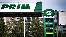 Vysoké ceny paliv, zejména nafty u �erpacích stanic poblí� centra Prahy. (7....