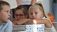 První �kolní den mají za sebou také  prv�á�ci v Základní �kole Porubská 832 v...