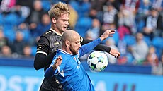 Adam Gríger v dresu Hradce Králové v utkání proti Baníku Ostrava.