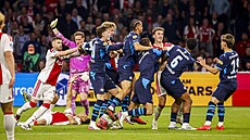 Následn� se strhla hromadná poty�ka.