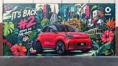 Nejmen�í model Smartu se vrátí do ulic. Je�t�, ne� se v �íjnu p�edstaví nová...