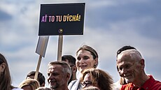 Piráti na Letné odpálili horkou fázi komunální kampan� v �ele s p�edsedou...