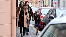 V zá�í jsou d�ti je�t� myslí na prázdninách. Ostra�itost na p�echodu se ur�it�...