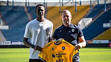 Abdourahman Badamosi, gambijský fotbalista, posílil Teplice. S ním sportovní...