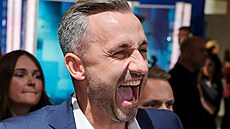 AfD oslavuje historický úsp�ch ve volbách. Exit poll od ZDF stran� p�isuzuje 44...