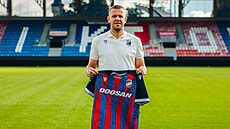 Slovenský stoper Denis Vavro se stal novou posilou Plzn�.