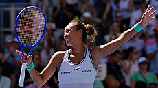 �ínská tenistka �eng �chin-wen slaví postup do �tvrtfinále US Open.