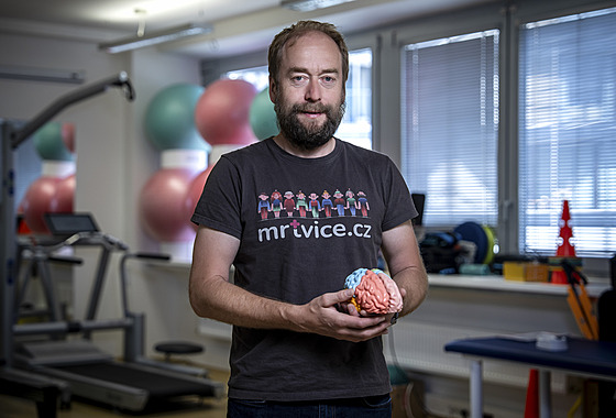 Nebuďte nudný muž. Expert Jan König radí, jak předejít poškození mozku po mrtvici