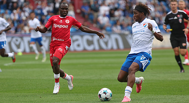 Baník - Pardubice 1:2, hosté mají první ligovou výhru, trefili se Drchal s Tankem