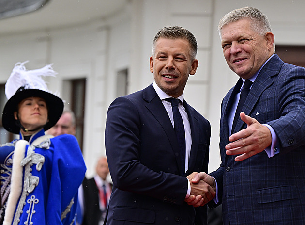 Maďarský premiér přišel o imunitu. Po obvinění z krádeže mobilu