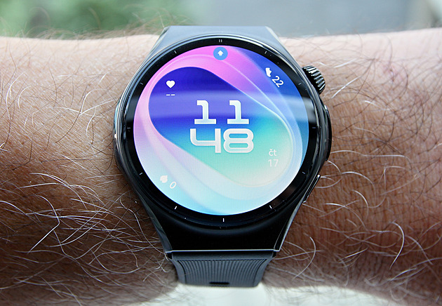 Dostupný luxus, který nahradí i mobil. Hodinky Watch 6 vypadají parádně