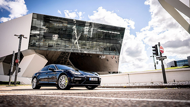 Porsche ve stínu české Škody: ztrácí v Číně a stává se největší přítěží Volkswagenu
