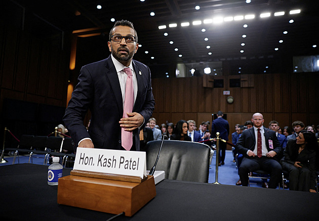 Šéf FBI Patel je v Moskvě, tvrdili v Rusku. Američané to následně popřeli