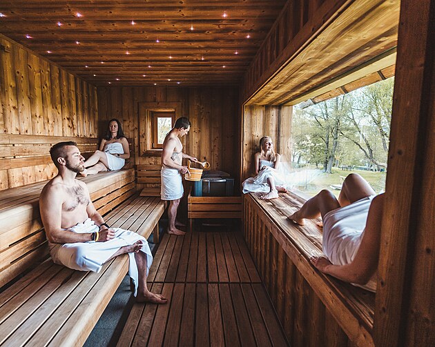 M�sto pro podzimn� wellness retreat s v�hledem na Lipno